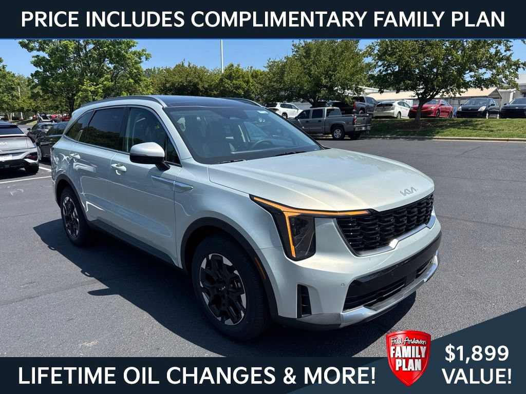 New 2026 Kia Sorento S w/ S Panoramic Sunroof Package