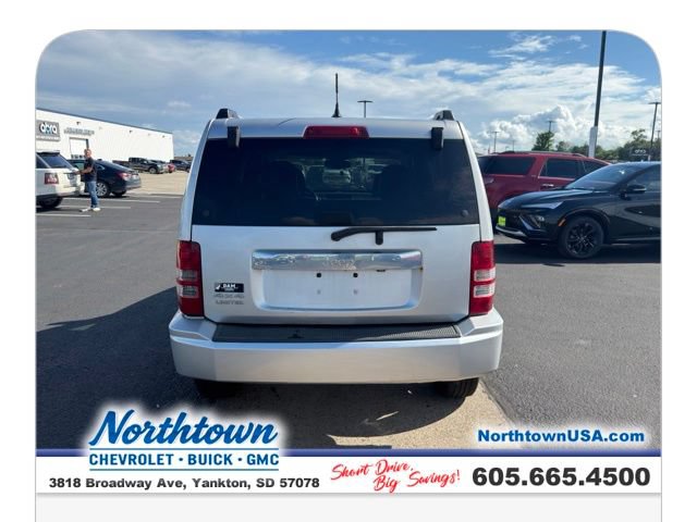 Used 2012 Jeep Liberty Limited AWD/4WD image 10