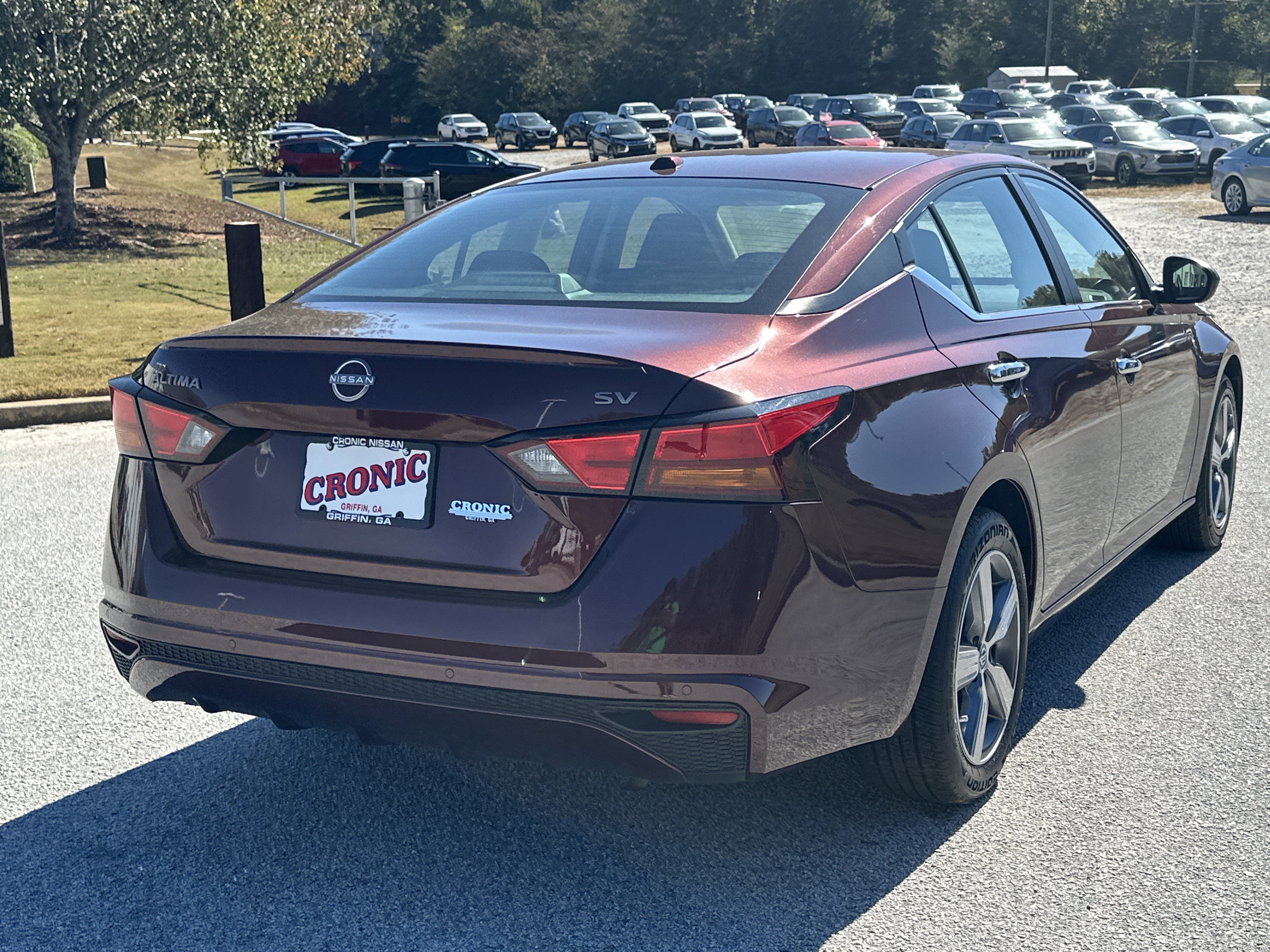 Used 2024 Nissan Altima 2.5 SV image 5