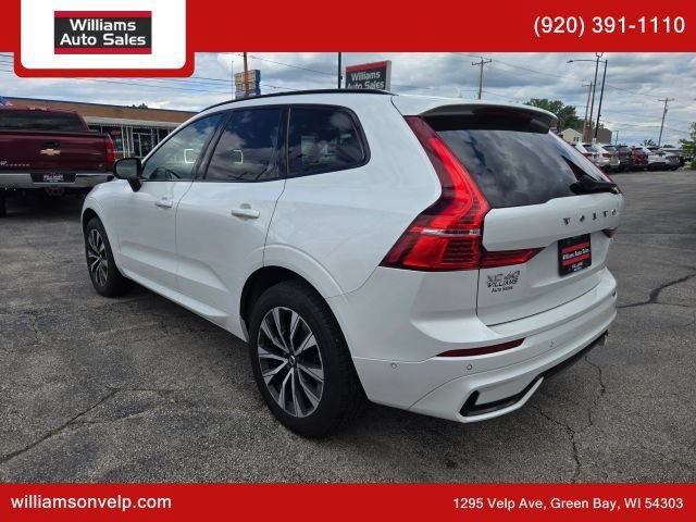 Used 2023 Volvo XC60 B5 Plus AWD/4WD image 6