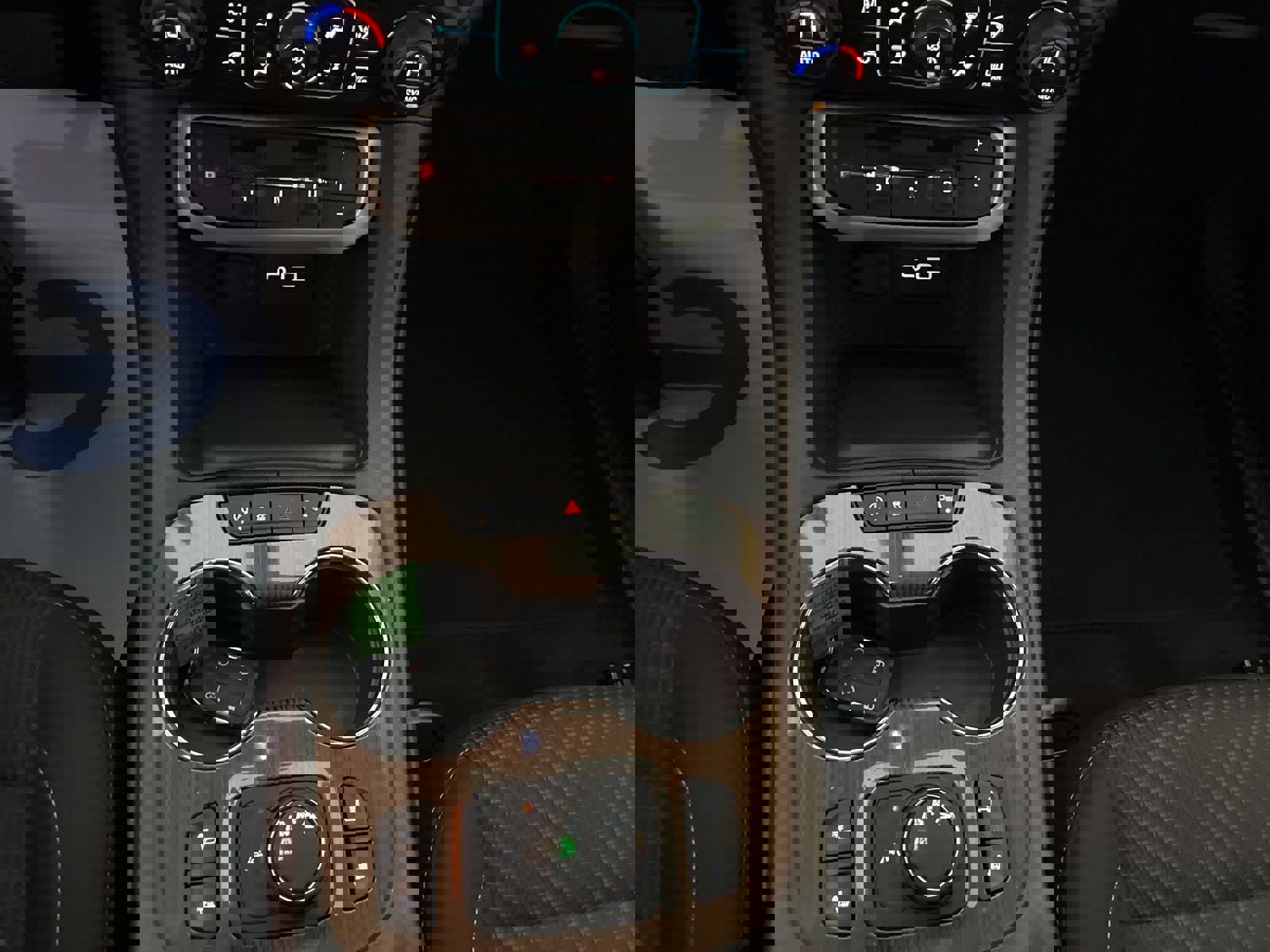 Used 2023 GMC Acadia SLE w/ Driver Convenience Package image 22