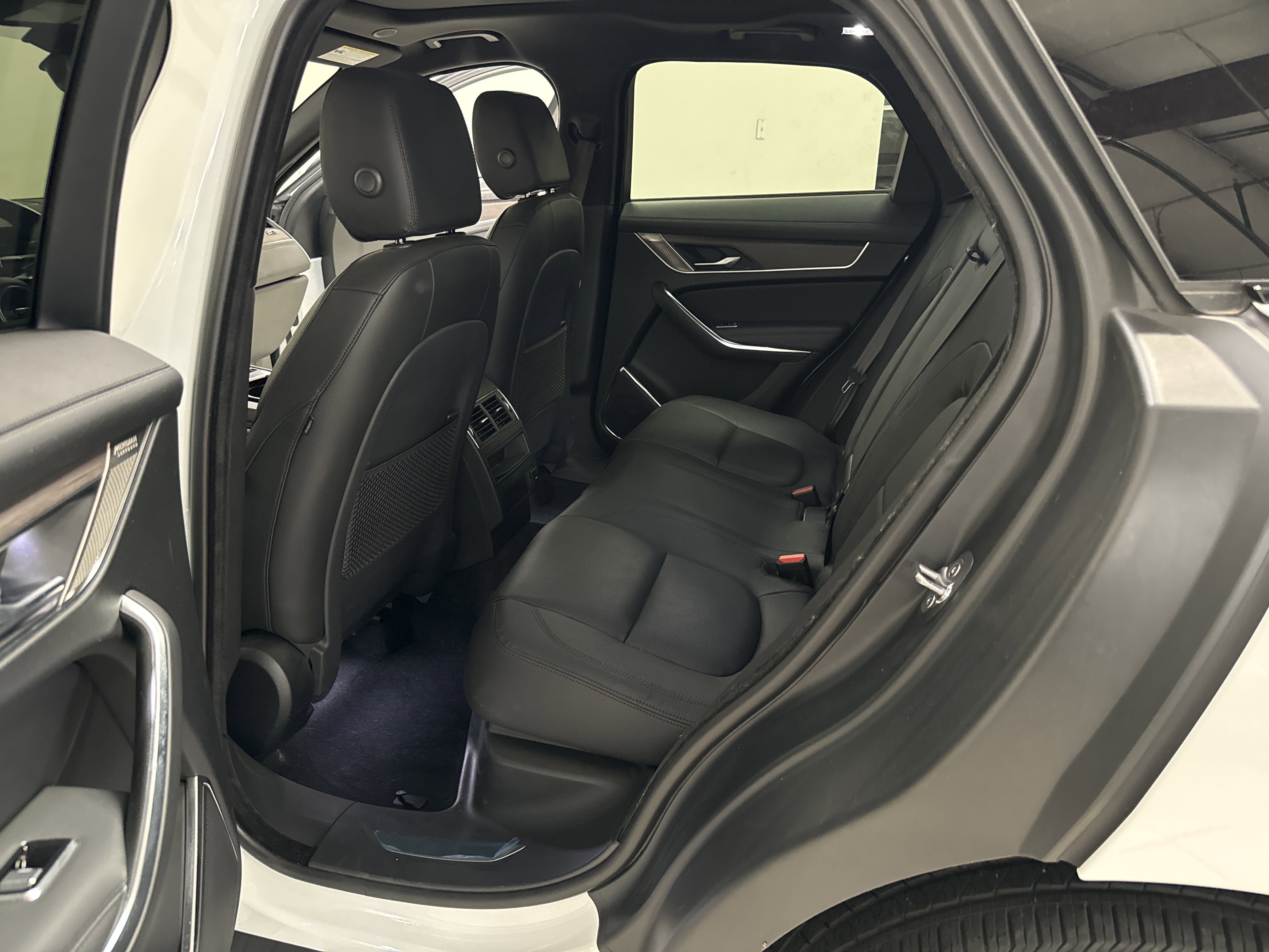 Used 2021 Jaguar F-PACE S AWD/4WD image 9