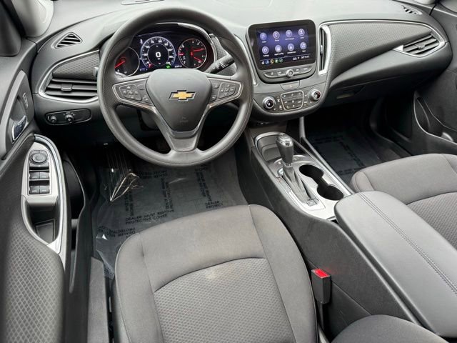 Used 2019 Chevrolet Malibu Hybrid image 8