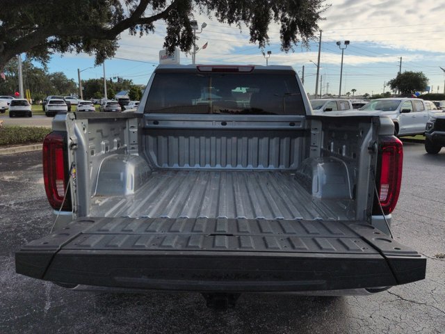 Used 2026 GMC Sierra 1500 SLT RWD image 12