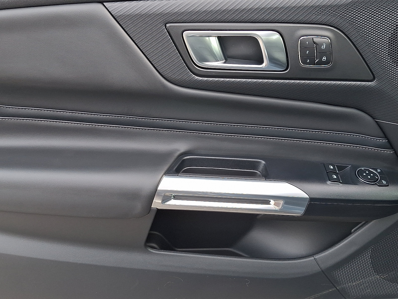 Used 2026 Ford Mustang Premium RWD image 11