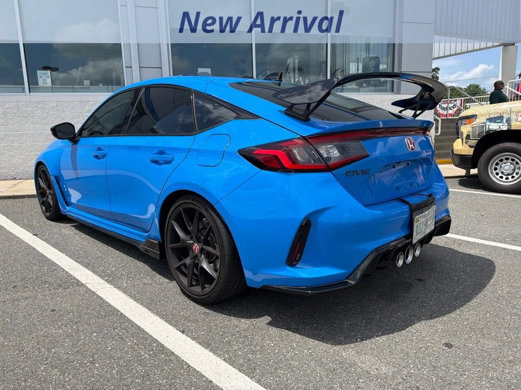 Used 2025 Honda Civic Type R image 9