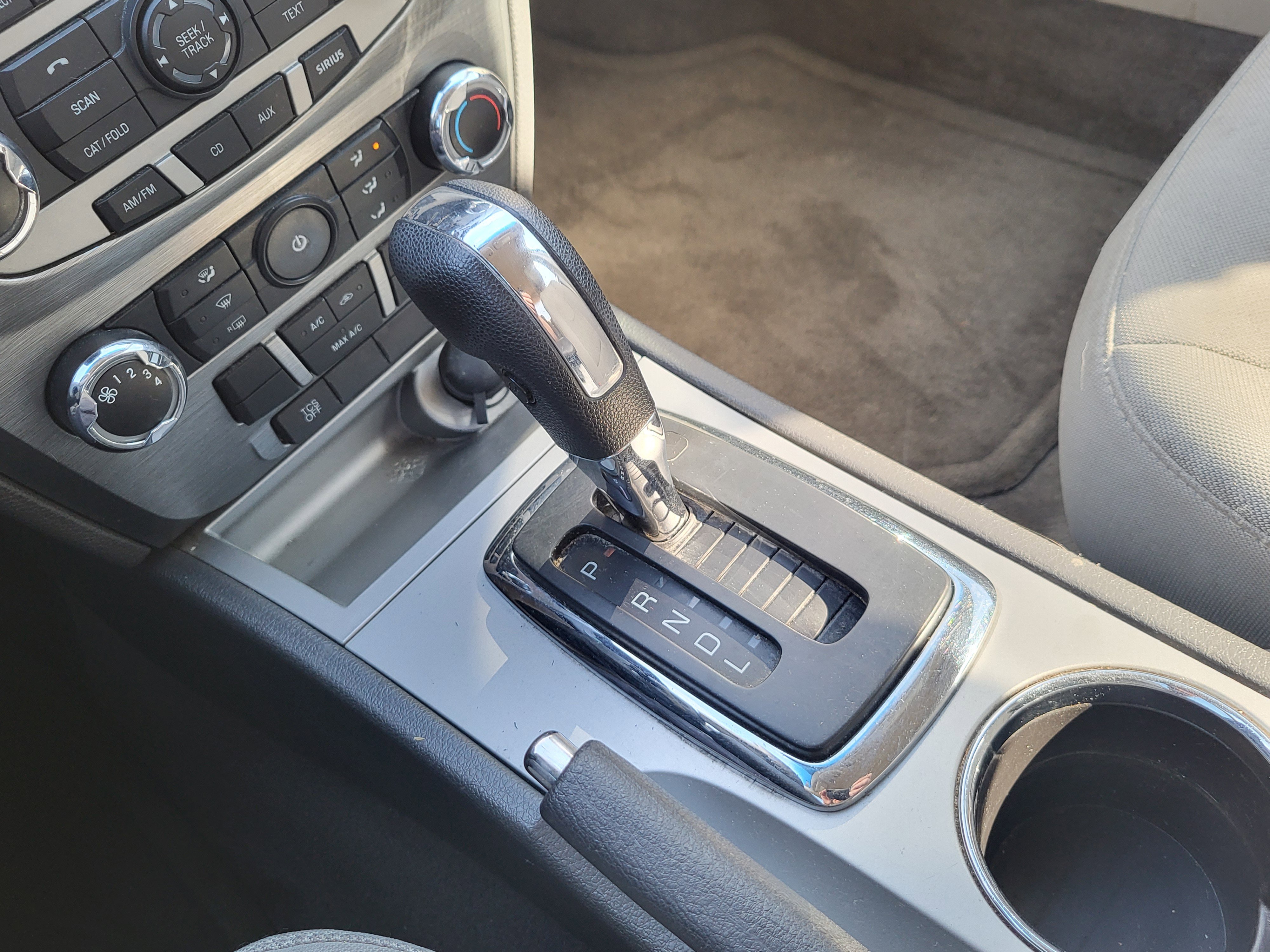 Used 2012 Ford Fusion SE image 19