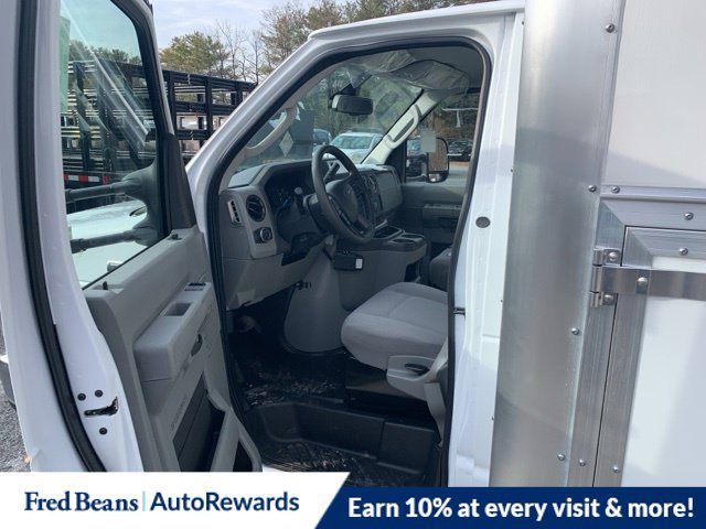 New 2026 Ford E-450 and Econoline 450 Super Duty w/ Power Equipment Group RWD image 5