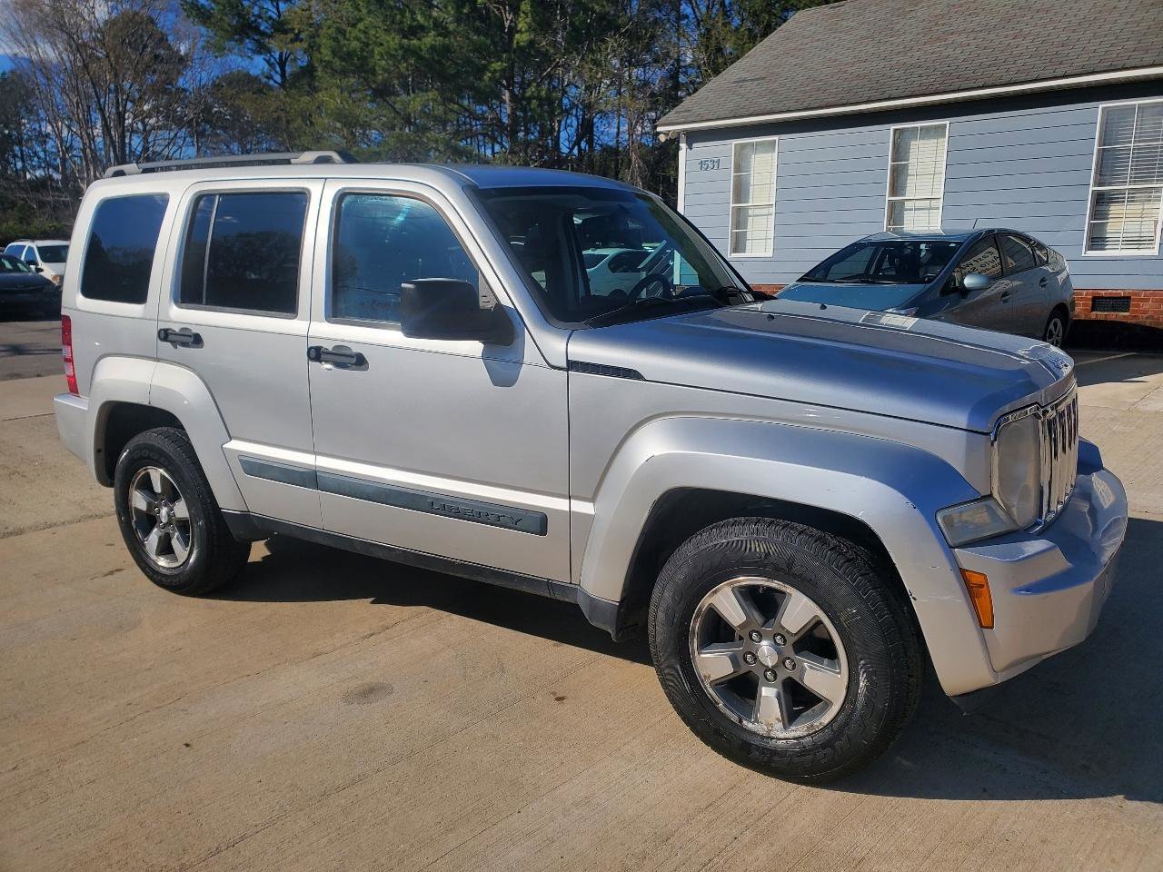 Used 2008 Jeep Liberty Sport w/ Popular Equipment Group image 3
