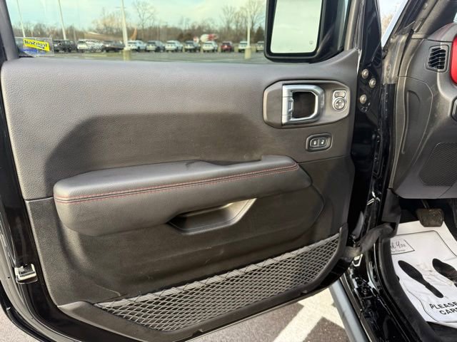 Used 2022 Jeep Gladiator Rubicon w/ LED Lighting Group AWD/4WD image 13