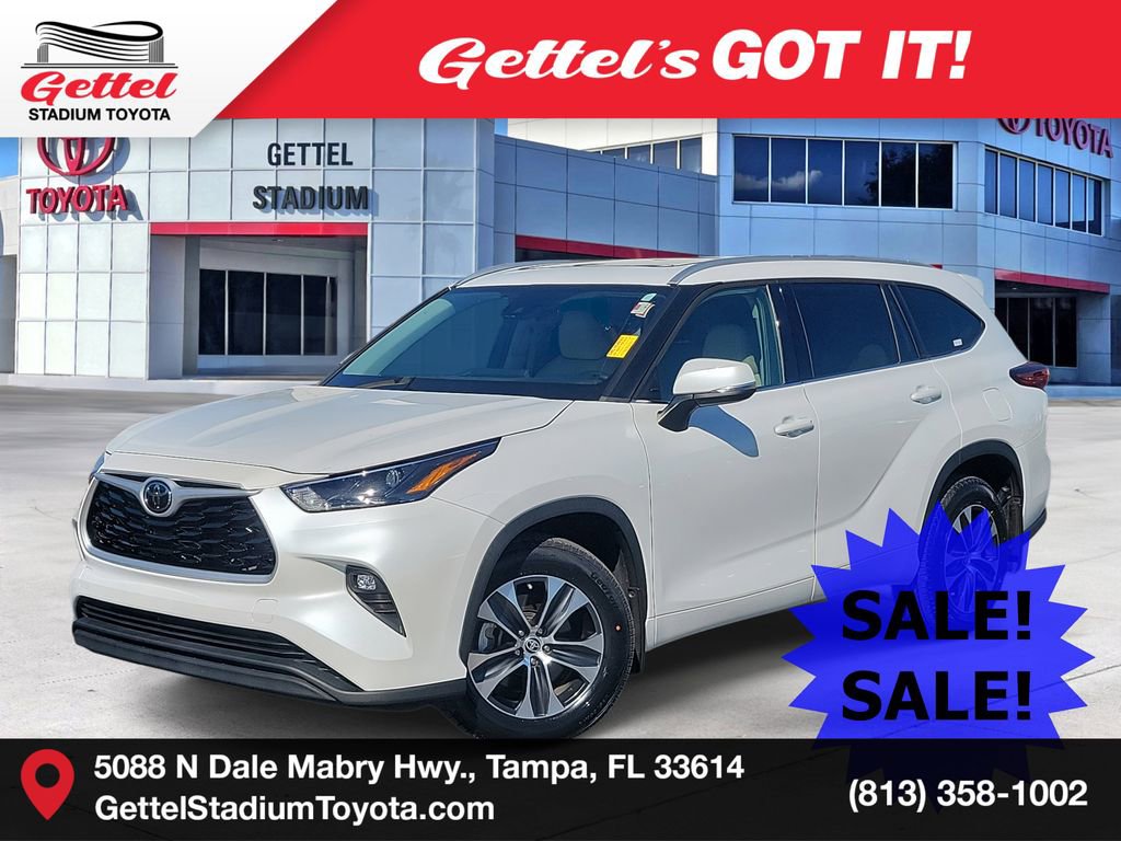 Used 2022 Toyota Highlander XLE