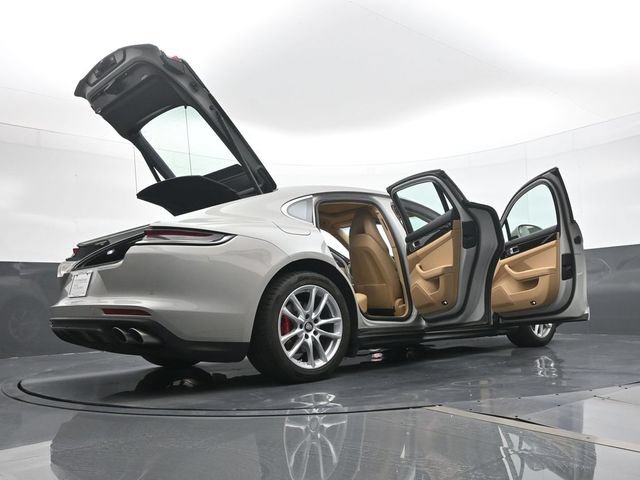 Certified 2023 Porsche Panamera 4S AWD/4WD image 27