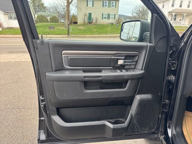 Used 2024 RAM 1500 Classic Warlock image 15