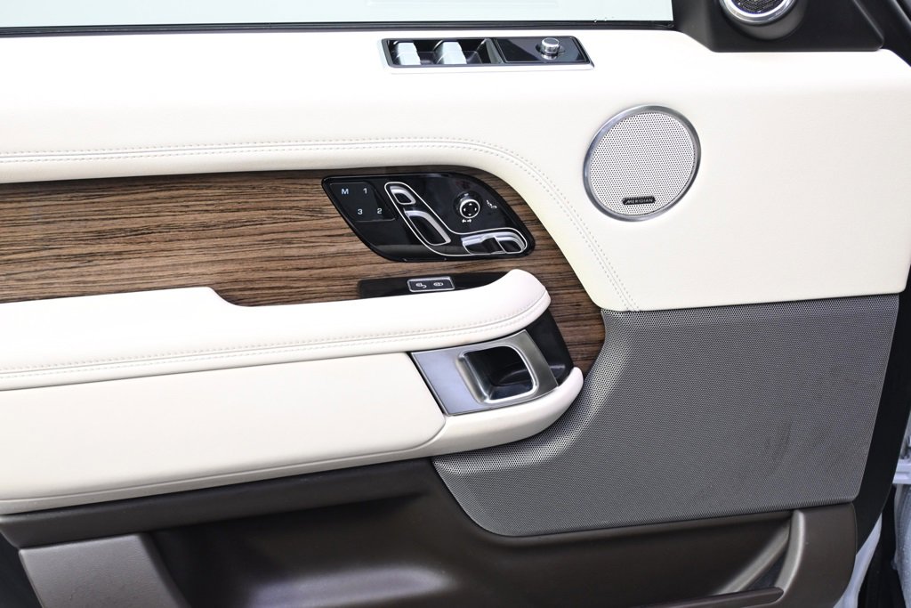 Used 2019 Land Rover Range Rover Supercharged image 22