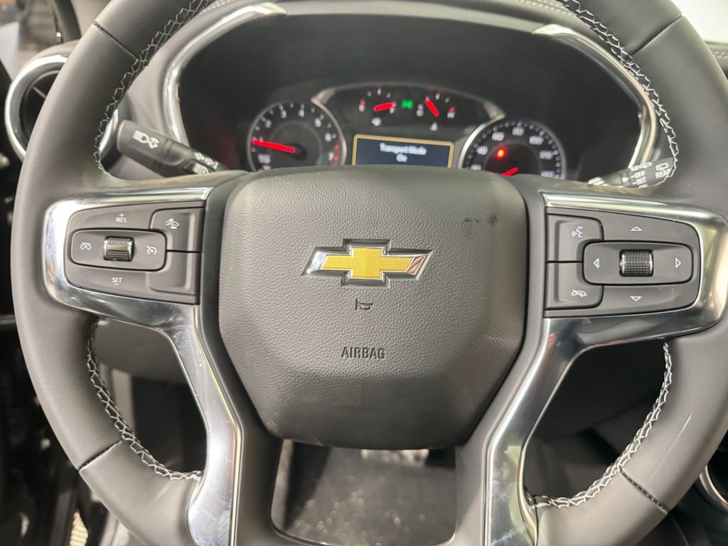 New 2026 Chevrolet Blazer LT w/ Midnight/Sport Edition AWD/4WD image 15