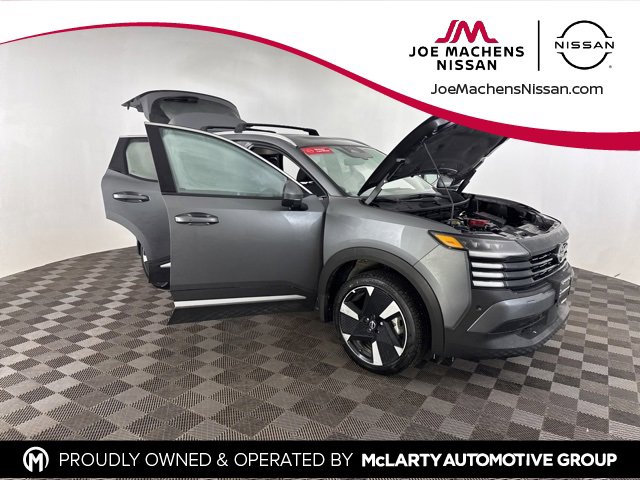 Certified 2025 Nissan Kicks SR w/ Illumination Package image 12