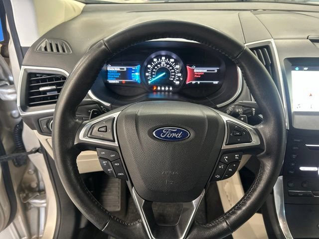 Used 2017 Ford Edge Titanium w/ Equipment Group 301A AWD/4WD image 14