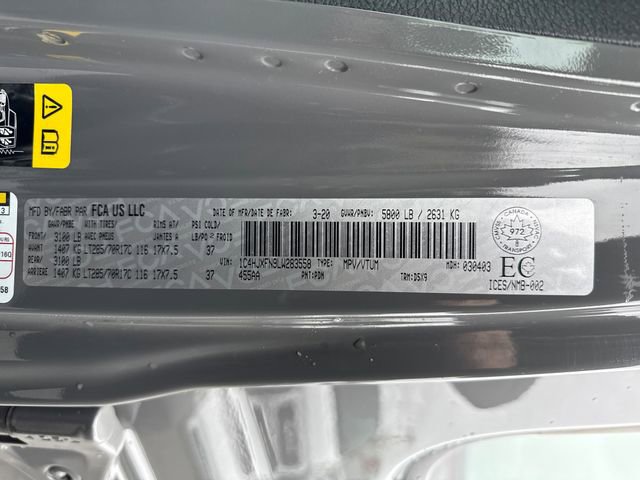 Used 2020 Jeep Wrangler Unlimited Rubicon w/ Advanced Safety Group image 16