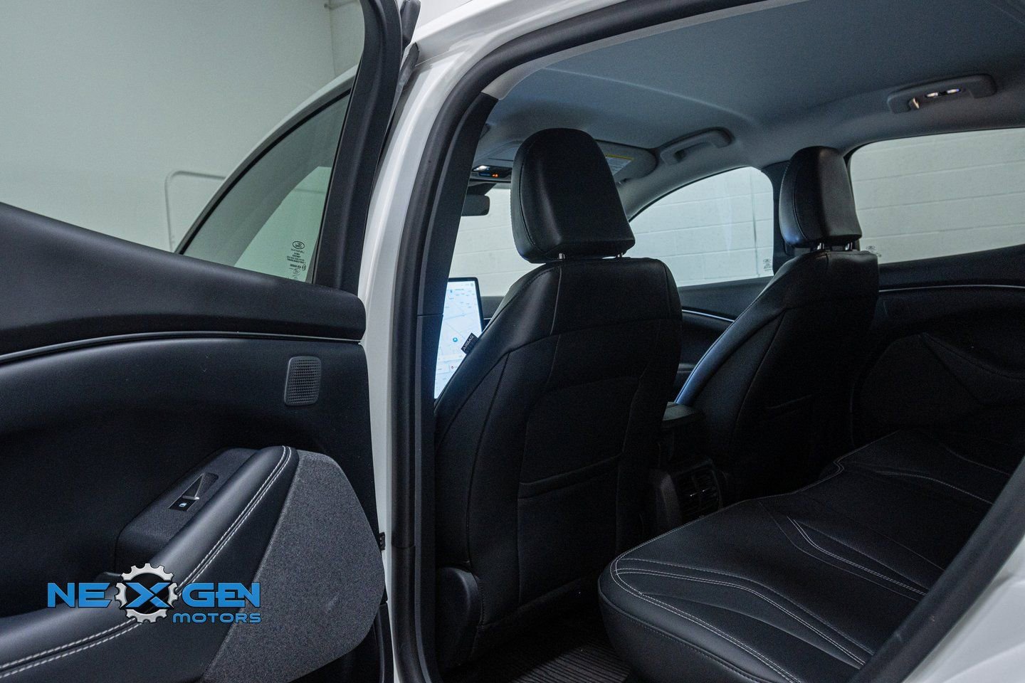 Used 2024 Ford Mustang Mach-E Premium image 25