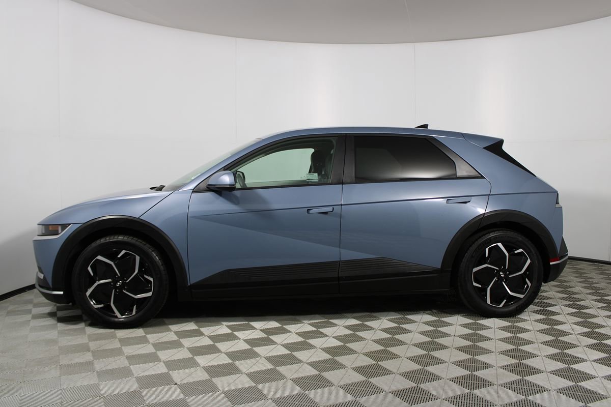Used 2024 Hyundai Ioniq 5 SE image 30