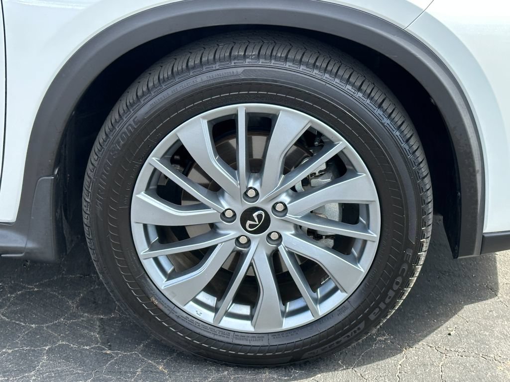 Used 2025 INFINITI QX50 Luxe AWD/4WD image 13