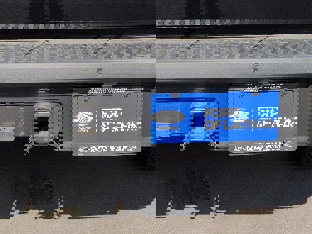 New 2025 Ford Maverick Lariat w/ Black Appearance Package image 36