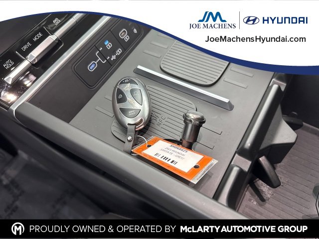 Used 2025 Hyundai Santa Fe SEL image 34