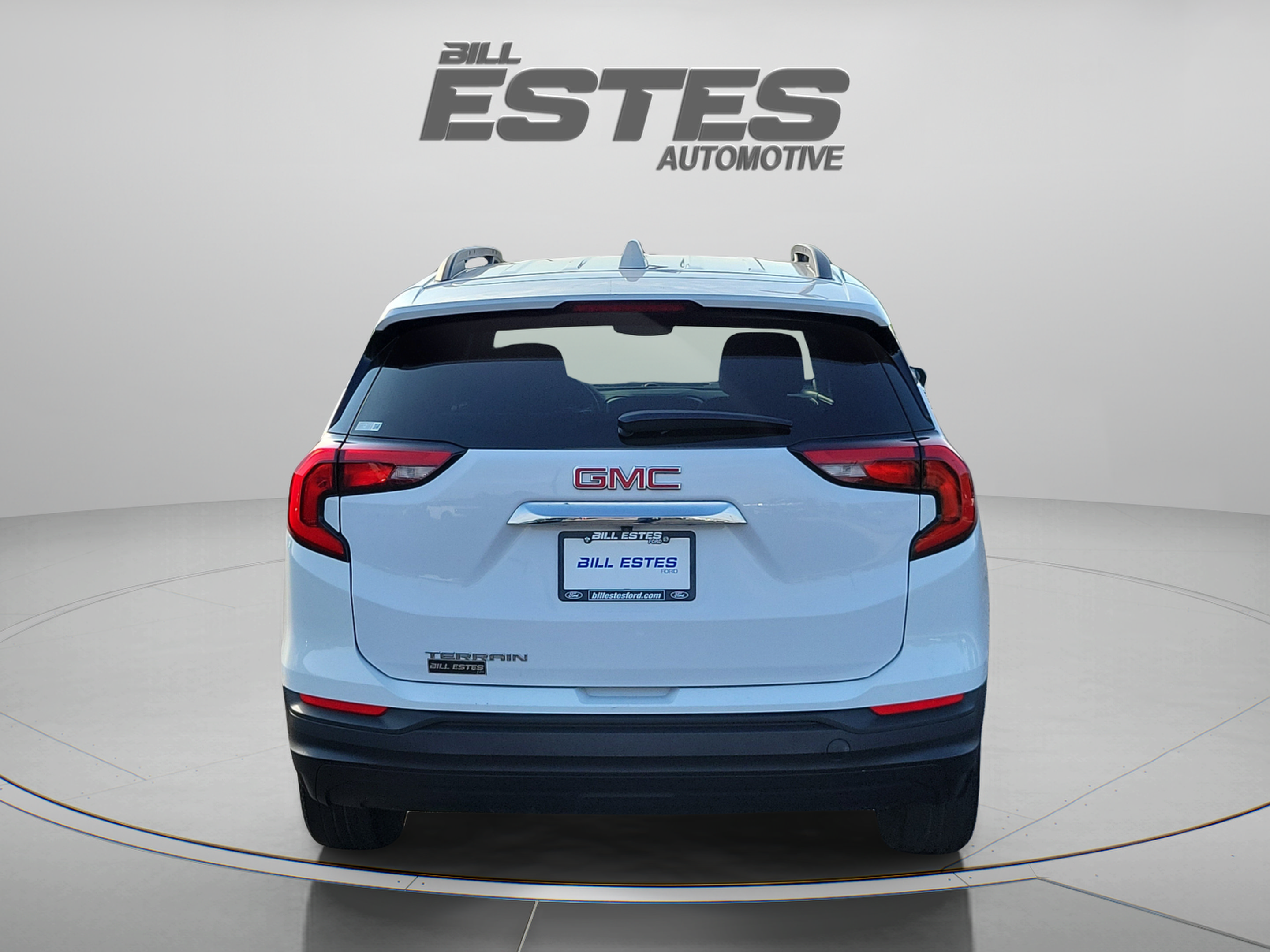 Used 2021 GMC Terrain SLE w/ Driver Convenience Package FWD image 3