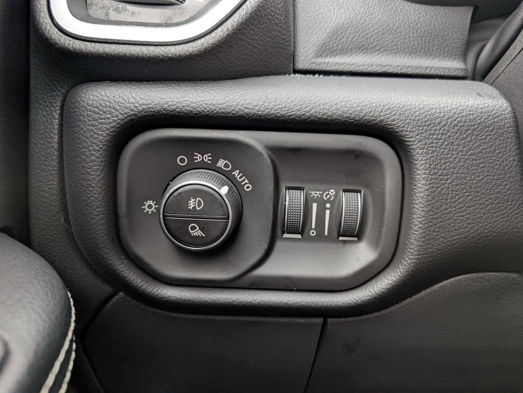 New 2026 RAM 3500 Laramie image 40