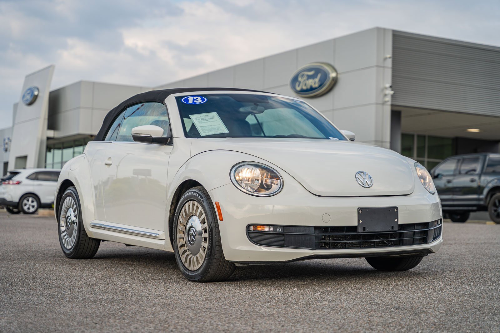 Used 2013 Volkswagen Beetle 2.5