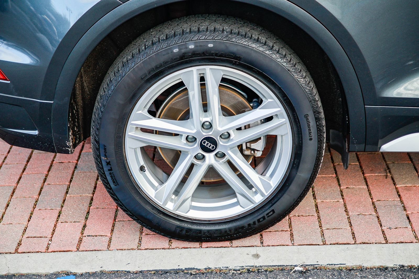 Certified 2023 Audi Q5 e Premium w/ Convenience Package image 9