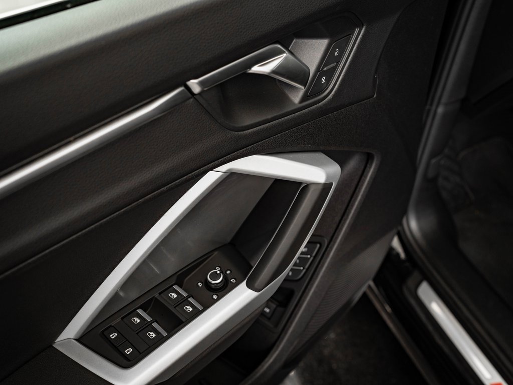 Certified 2024 Audi Q3 2.0T Premium w/ Convenience Package image 26