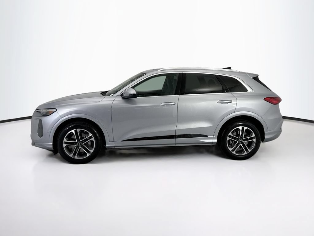 Certified 2025 Audi Q5 Prestige AWD/4WD image 8