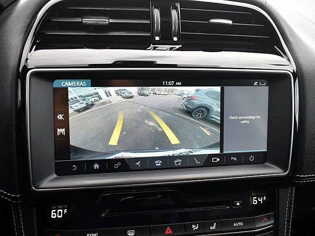 Used 2017 Jaguar F-PACE R-Sport image 19