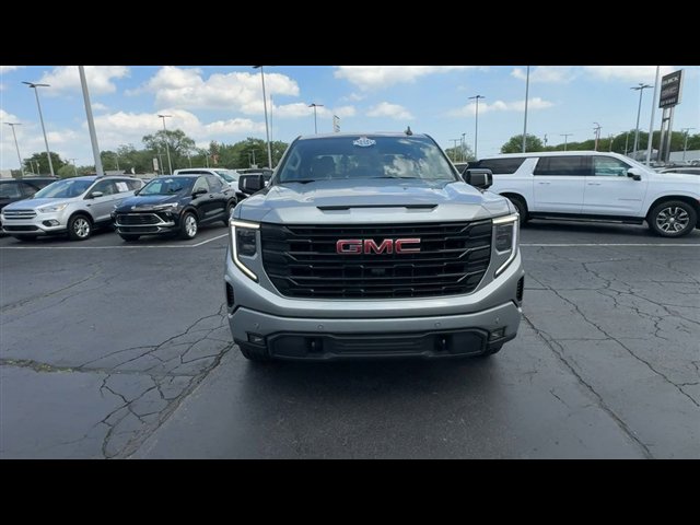 Certified 2025 GMC Sierra 1500 Elevation w/ Elevation Premium Package AWD/4WD image 3