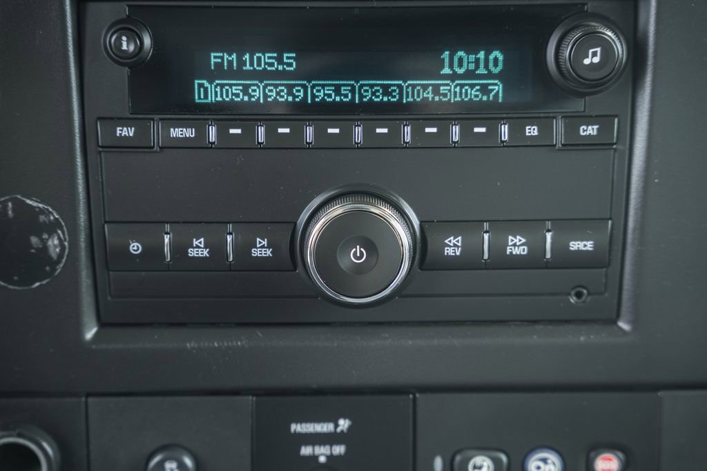 Used 2018 Chevrolet Express 2500 RWD image 18