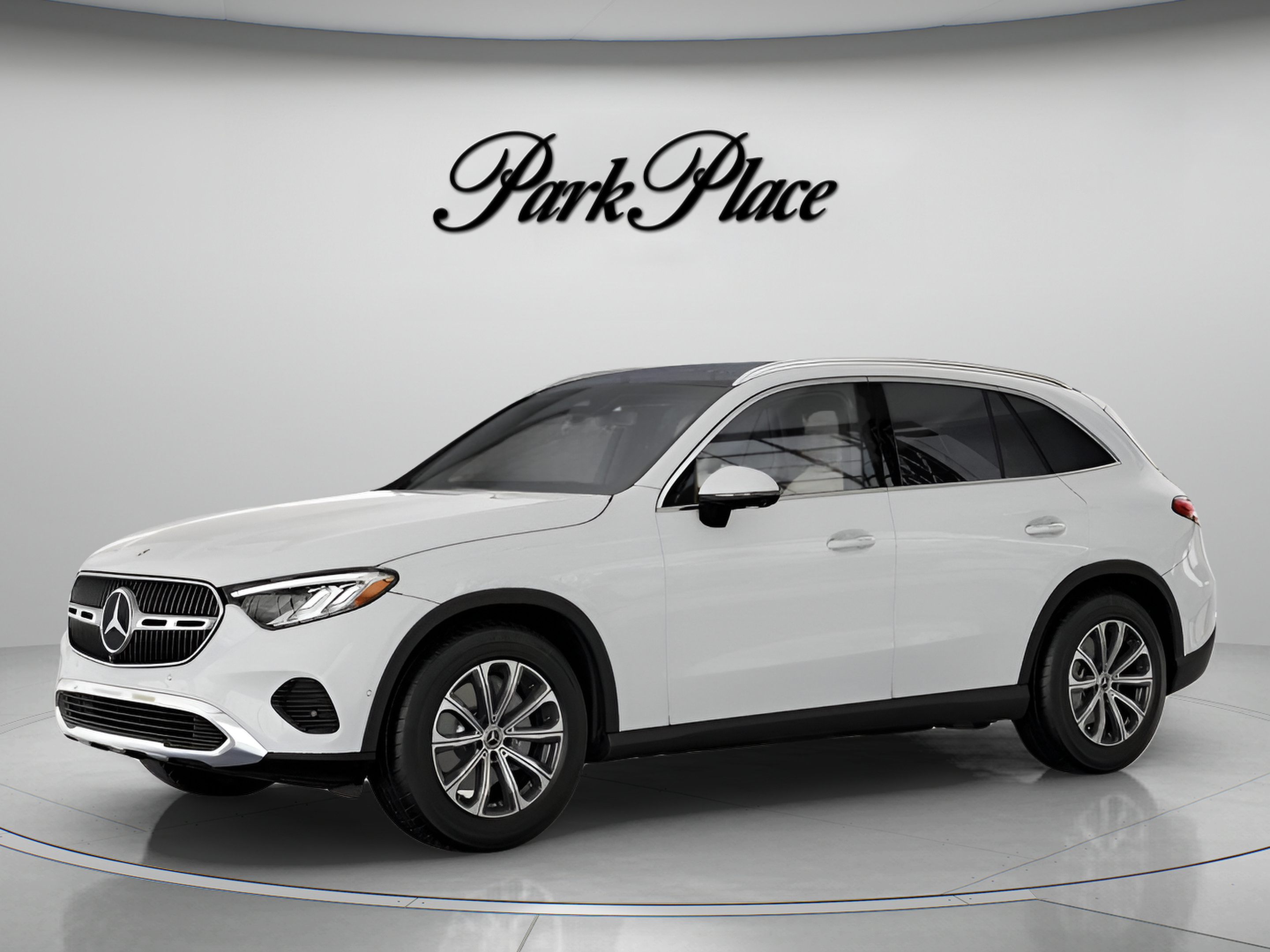 Certified 2026 Mercedes-Benz GLC 300 4MATIC image 2