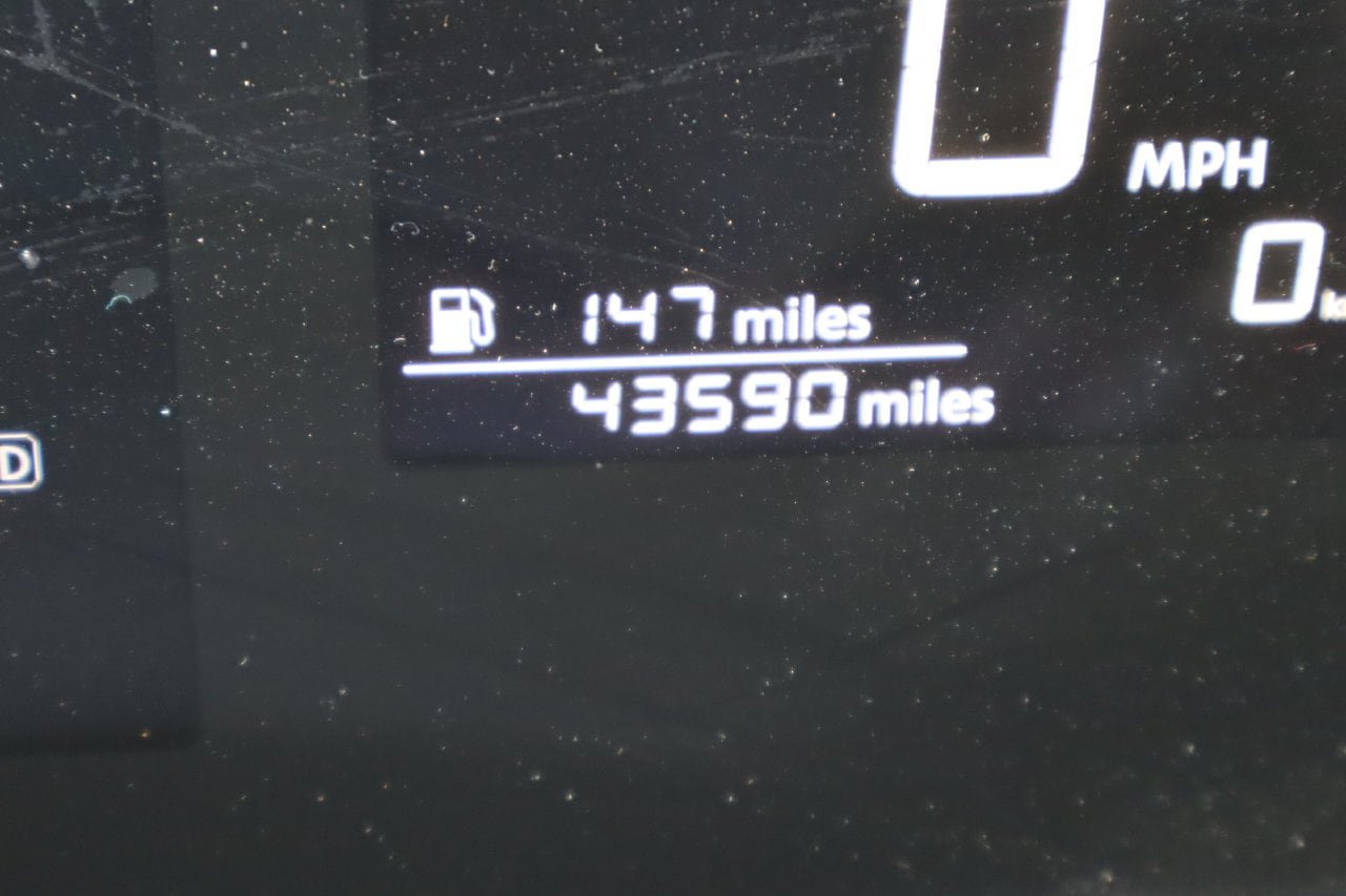 Used 2025 Nissan Kicks S FWD image 9