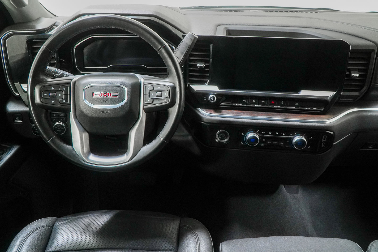 Used 2024 GMC Sierra 1500 SLT AWD/4WD image 20
