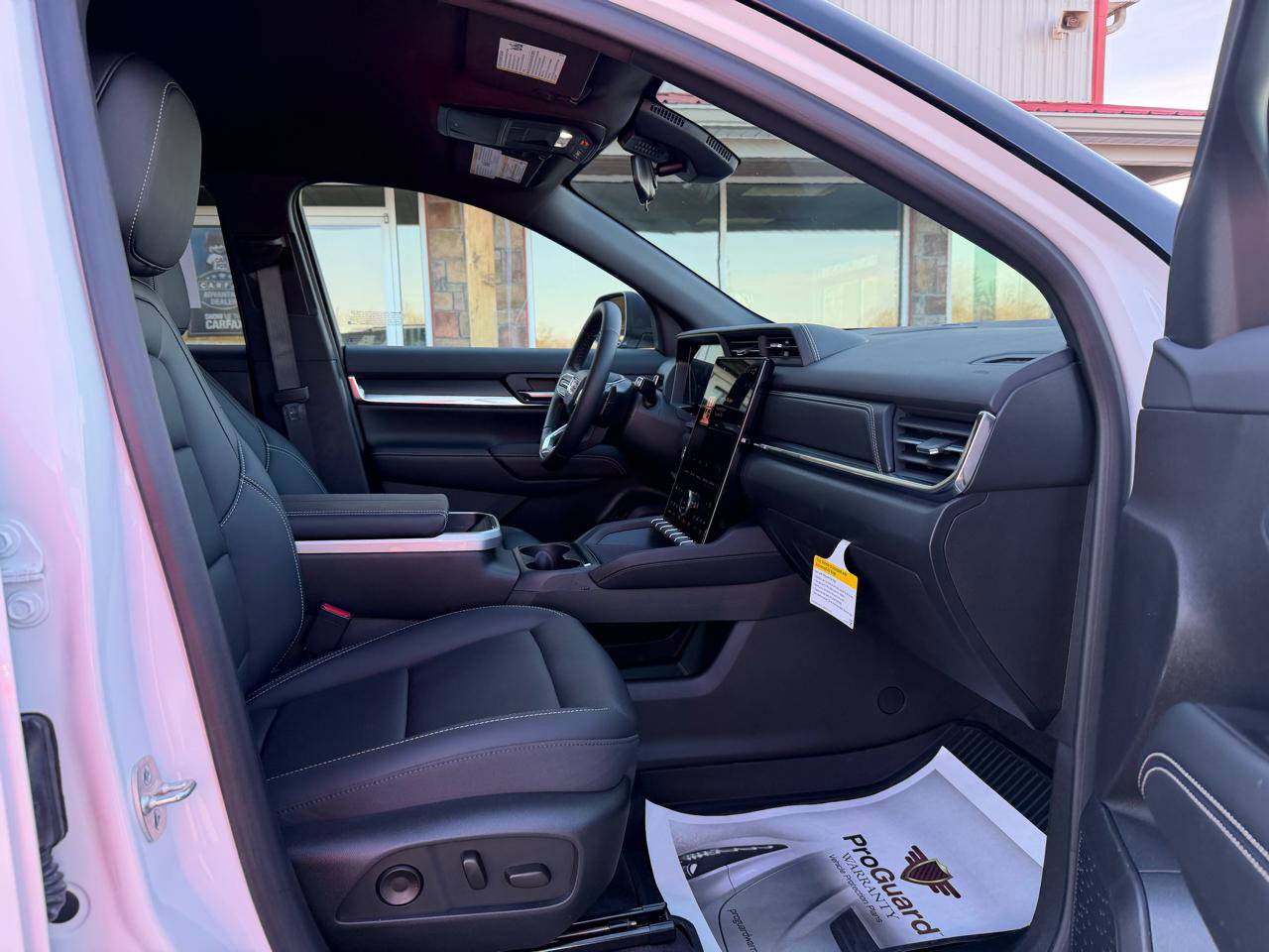 Used 2026 GMC Terrain Elevation w/ Elevation Premium Package image 24