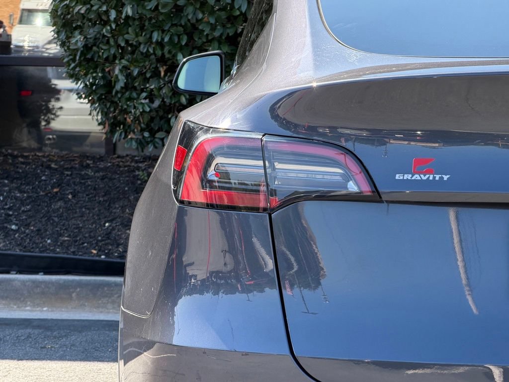 Used 2023 Tesla Model Y Long Range AWD/4WD image 18