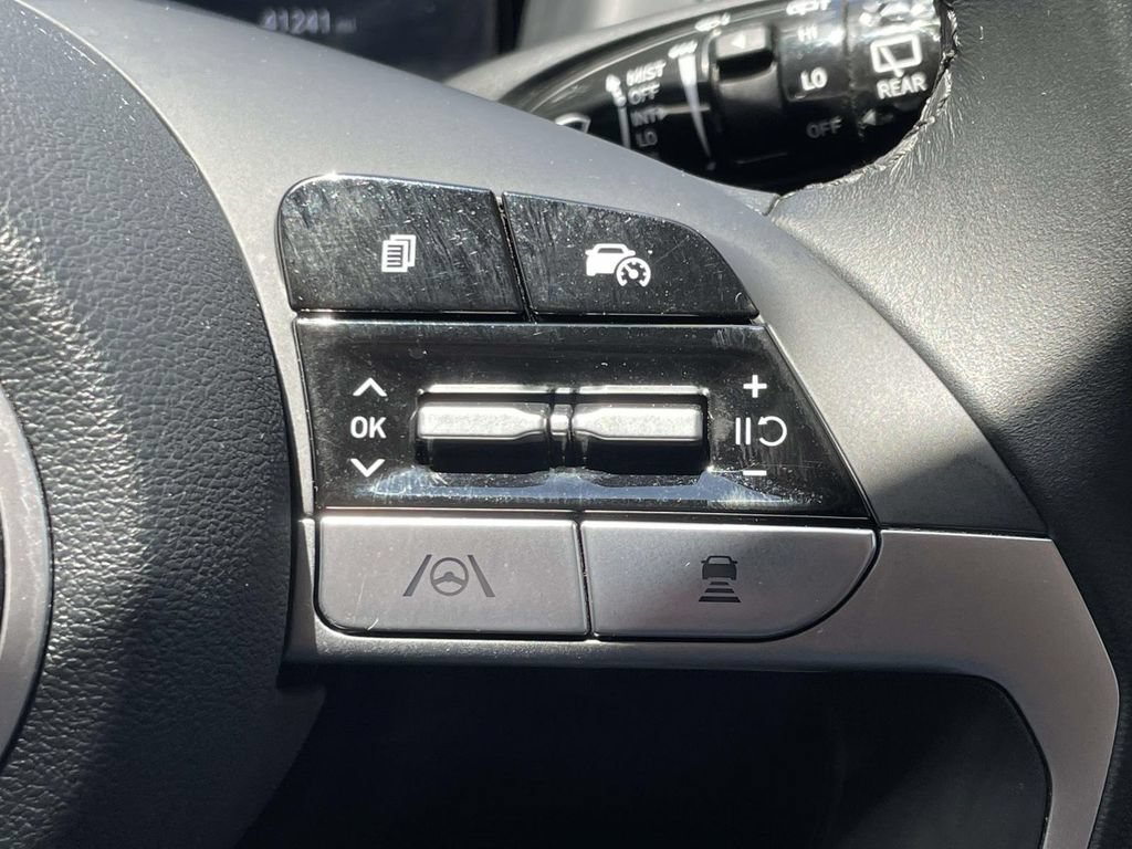 Certified 2023 Hyundai Tucson SEL w/ Convenience Package FWD image 22