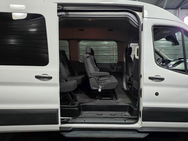 Used 2016 Ford Transit 350 XLT image 10