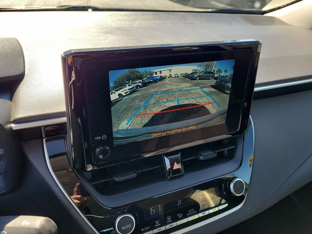 Used 2025 Toyota Corolla LE image 19