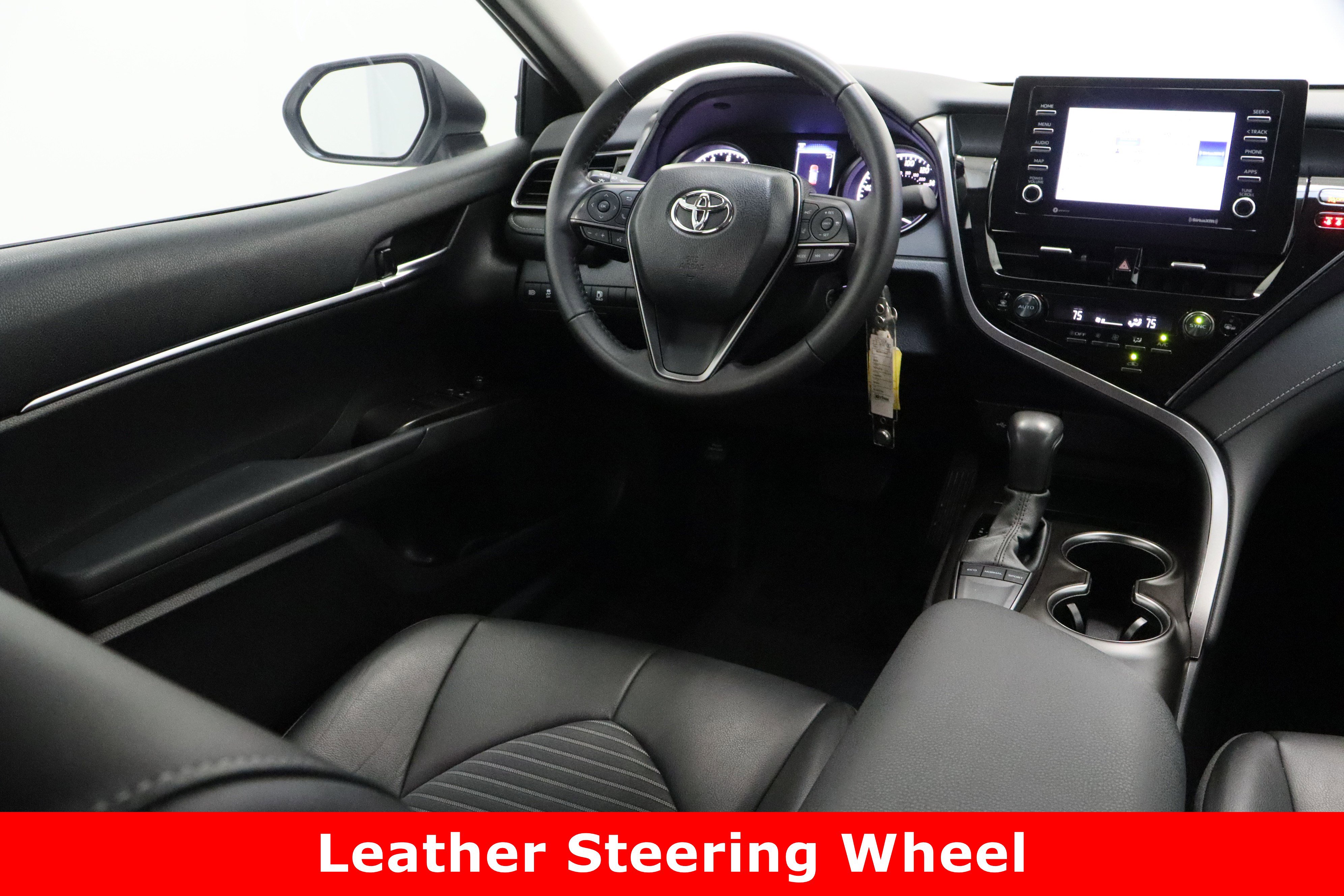 Used 2024 Toyota Camry SE image 28