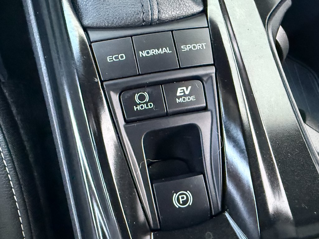 Used 2025 Toyota Camry SE FWD image 22