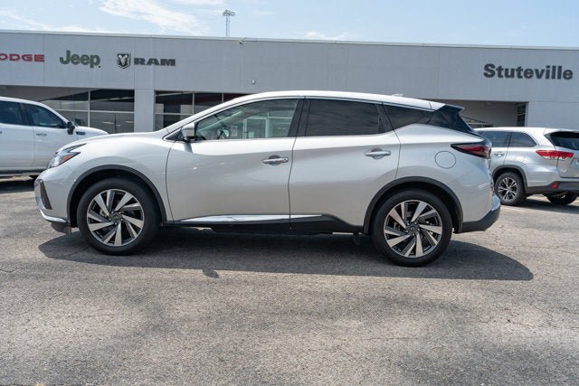 Used 2023 Nissan Murano SL w/ SL Moonroof Package FWD image 2