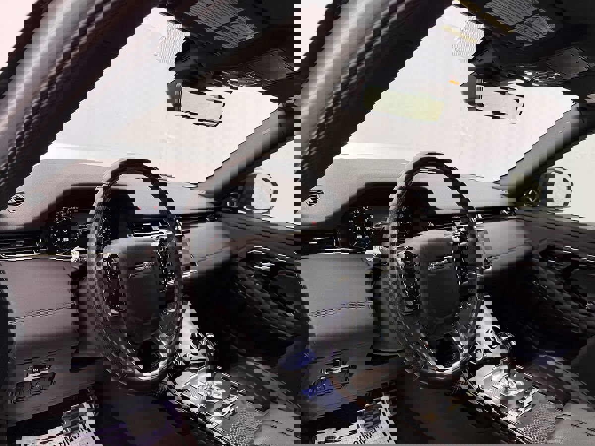 Used 2020 Land Rover Range Rover Evoque R-Dynamic SE image 7