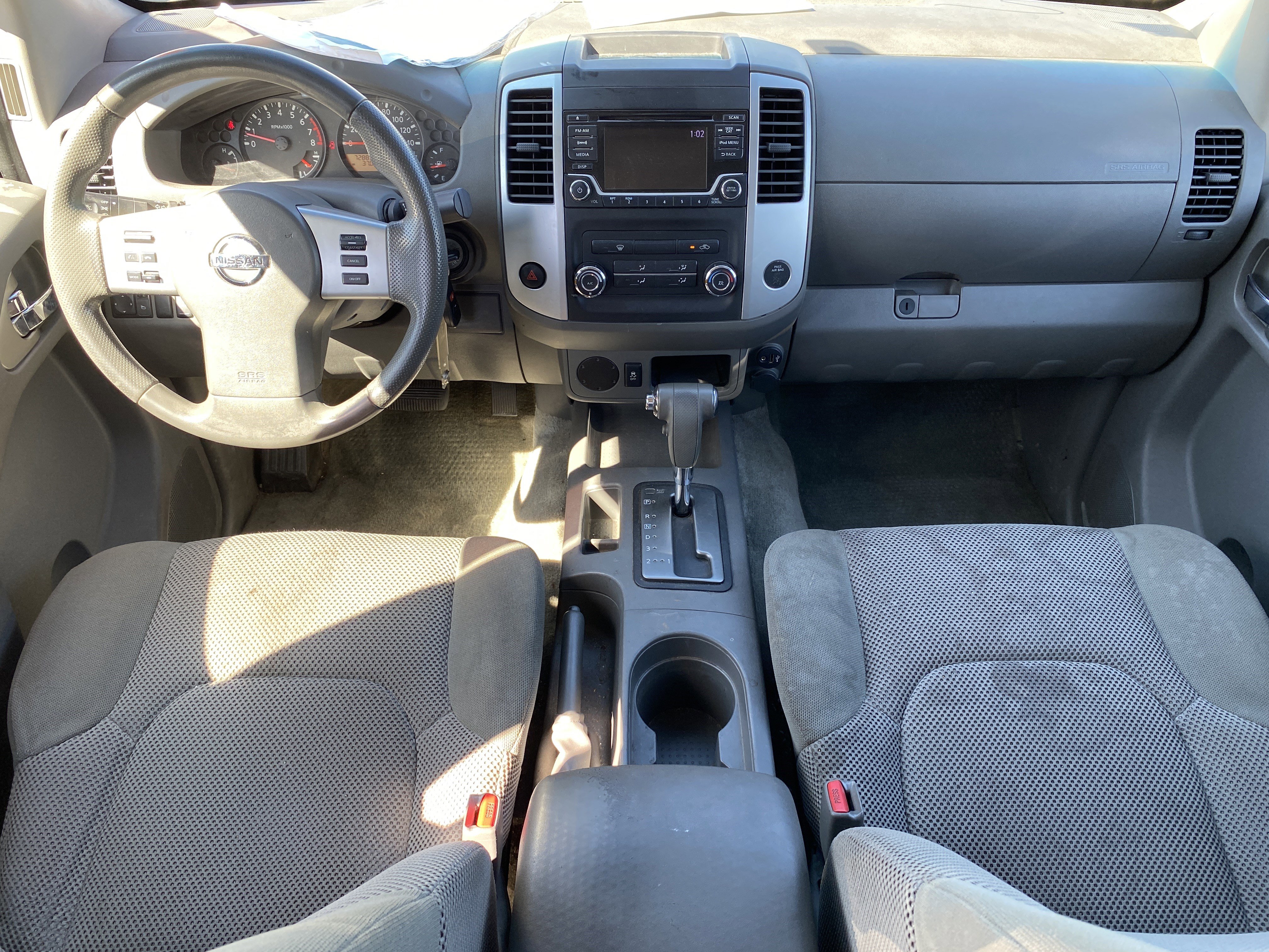 Used 2018 Nissan Frontier SV image 14