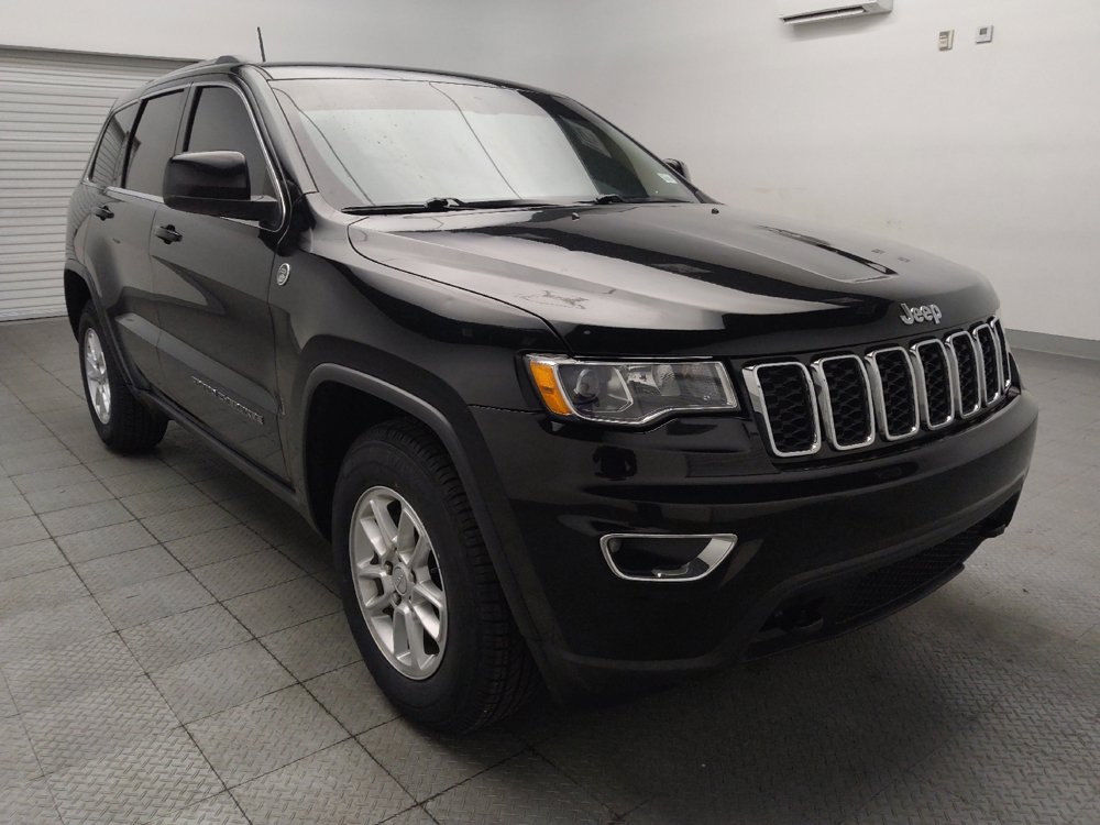 Used 2019 Jeep Grand Cherokee Laredo AWD/4WD image 13
